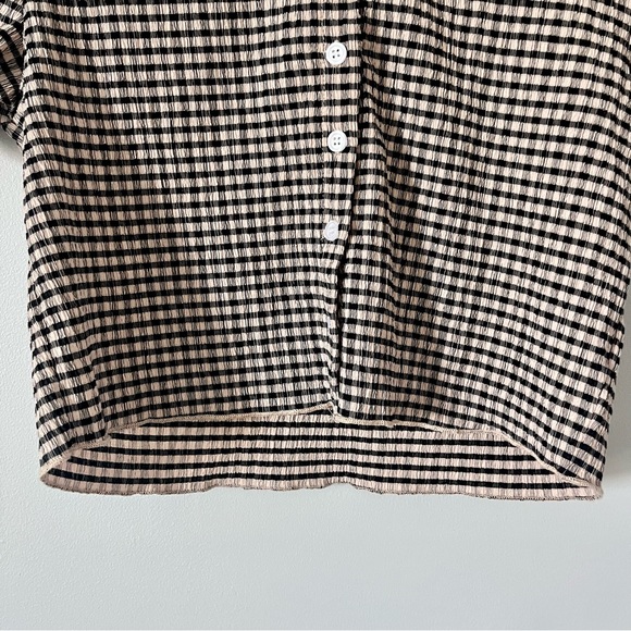 tan & black plaid gingham polo collar front button cropped top - Picture 7 of 11